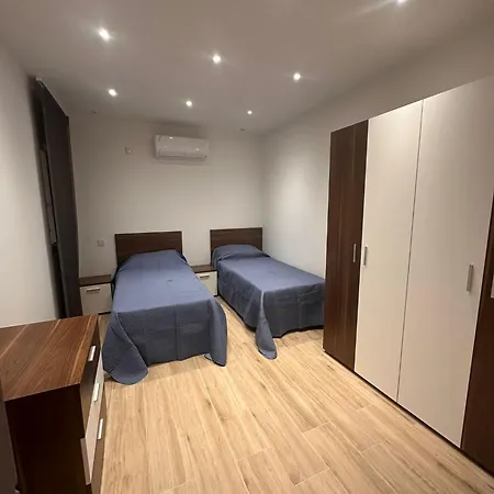 Ridgeview Mansions 3 In 2 With Sea And Country Views Camping Mellieħa