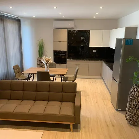 Ridgeview Mansions 3 In 2 With Sea And Country Views * Mellieħa